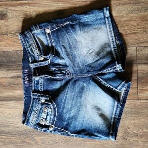 Miss Me Jean Shorts sz 26